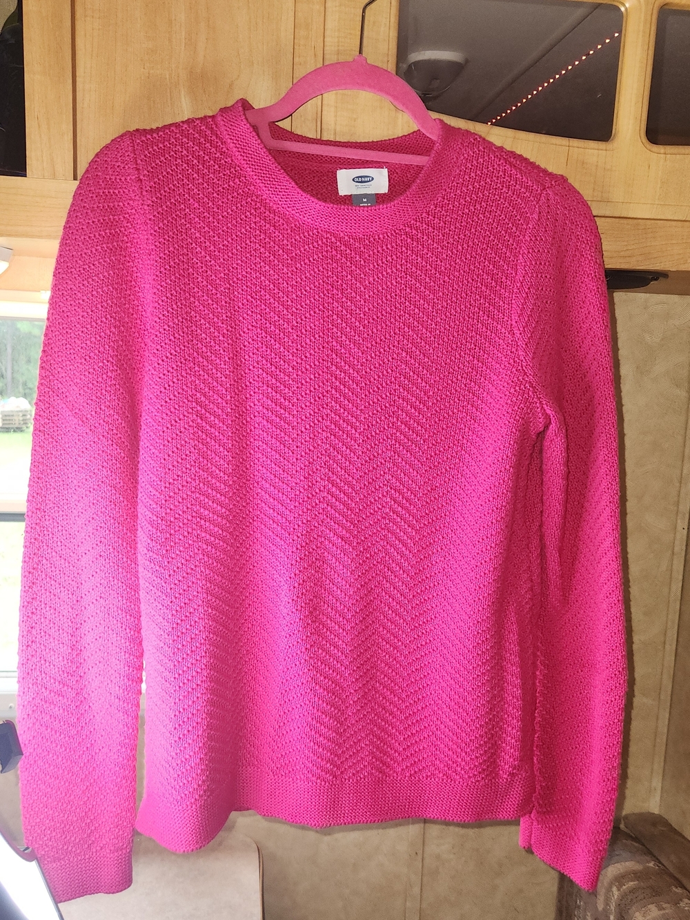 Old Navy Women's Hot Pink Crewneck Sweater MEDIUM